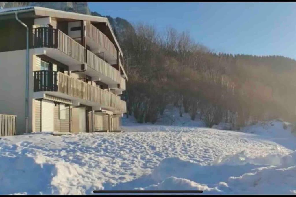 Studio Myrtilles Du Leman Vue Sur Lac Et Montagne Thollon-les-Memises Exteriér fotografie